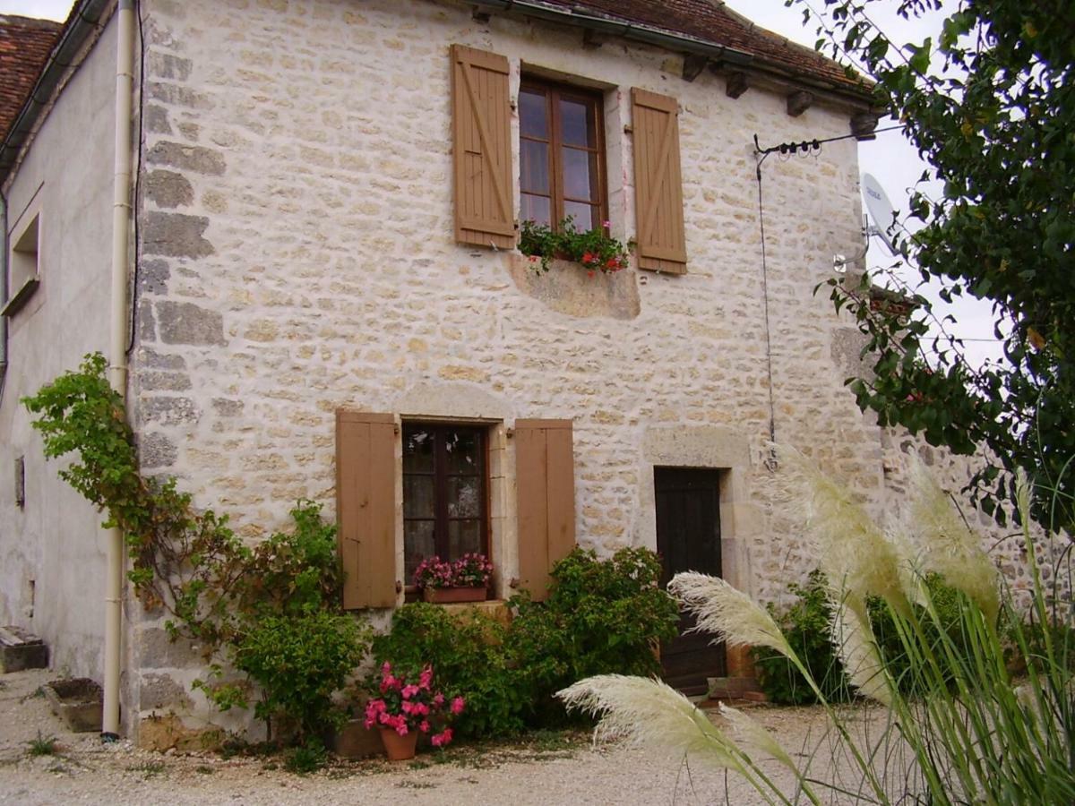 Gite Au Coeur Du Lot, La Maison De Pauline Lentillac du Causse Exterior photo